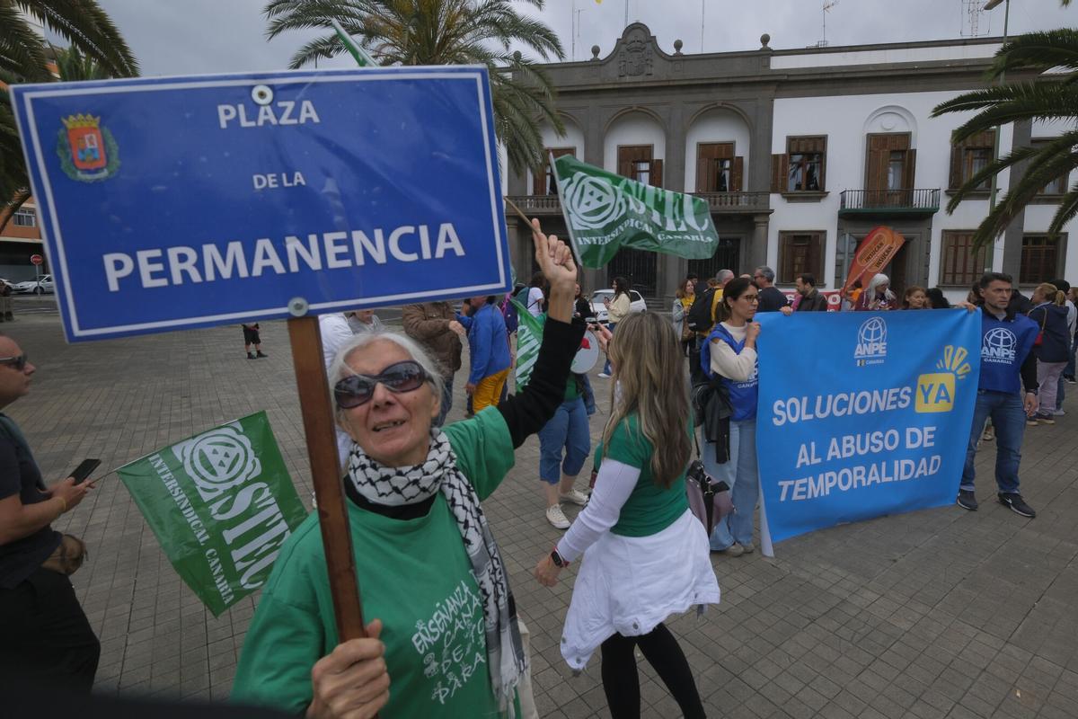 Manifestación por la Estabilización de Docentes Interinos en Canarias