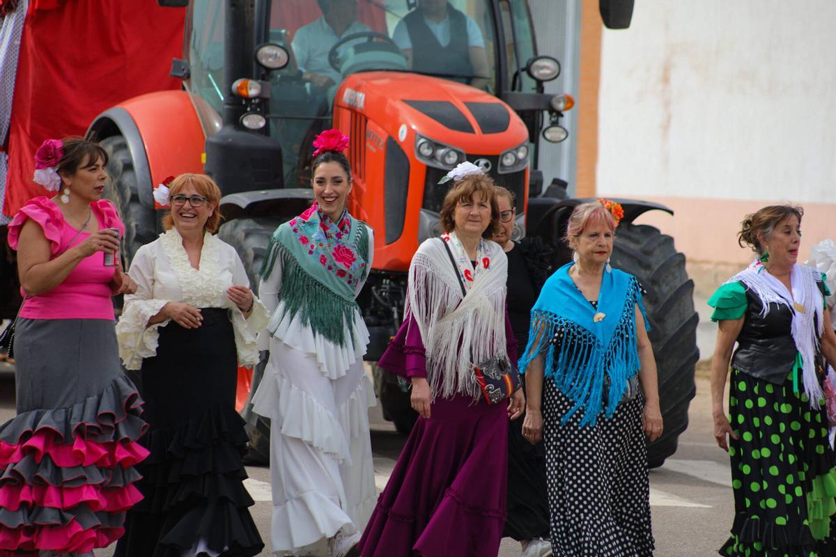 GALERÍA | Villaralbo baila por Sevillanas