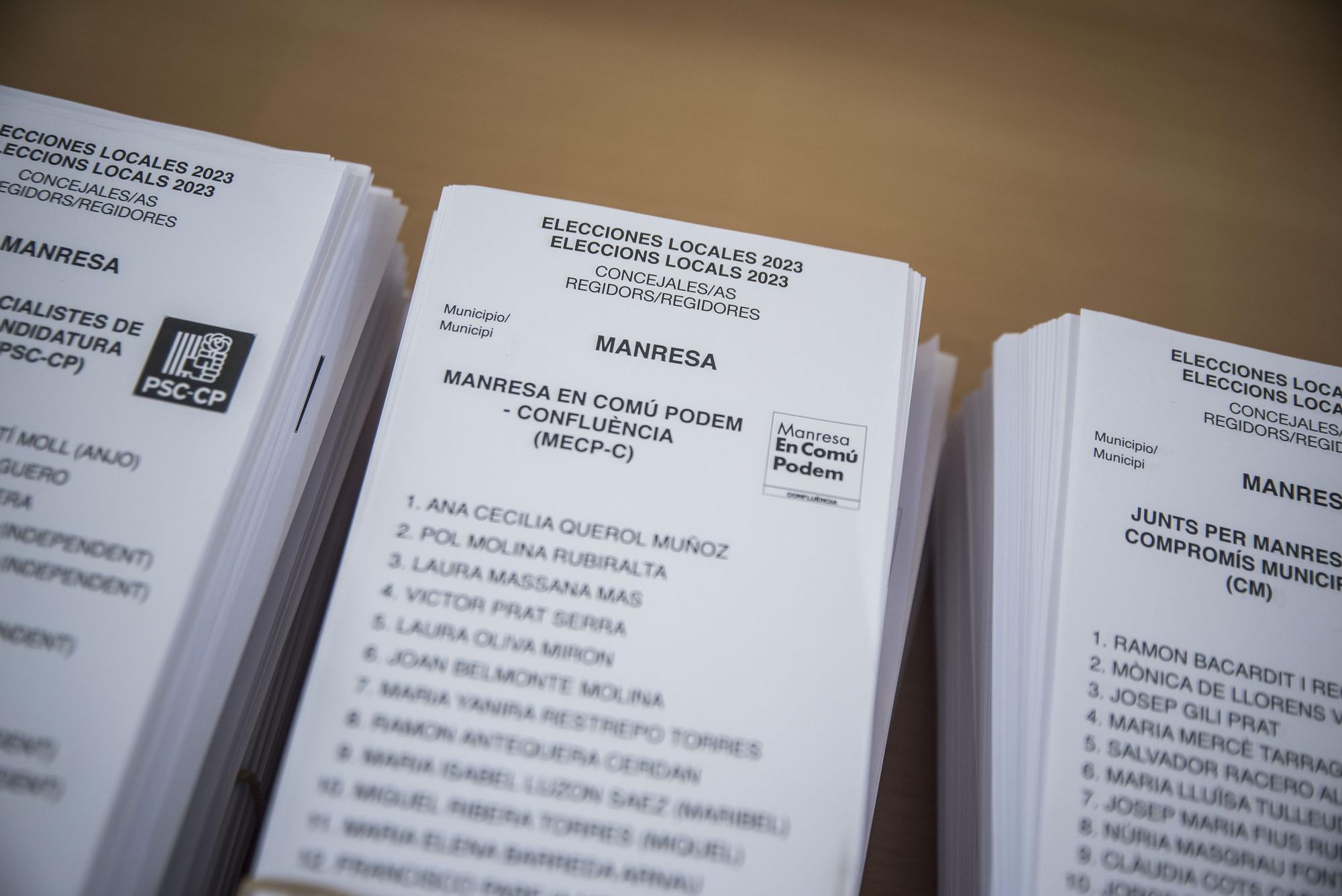 Així es preparen els col·legis electorals de Manresa per al 28-M