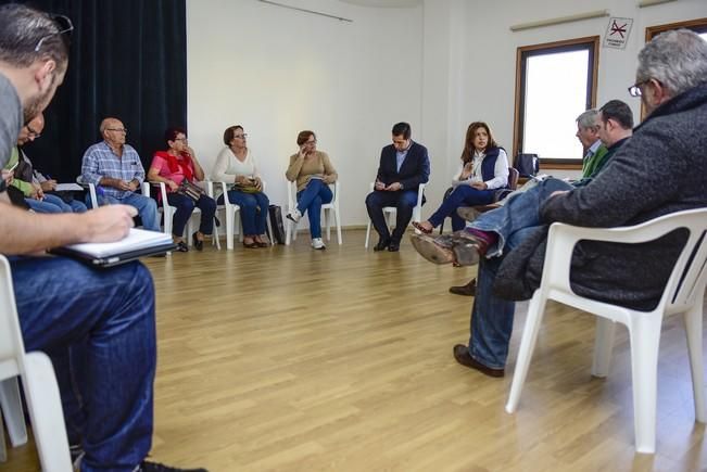 Visita institucional a la asociacion de vecinos ...