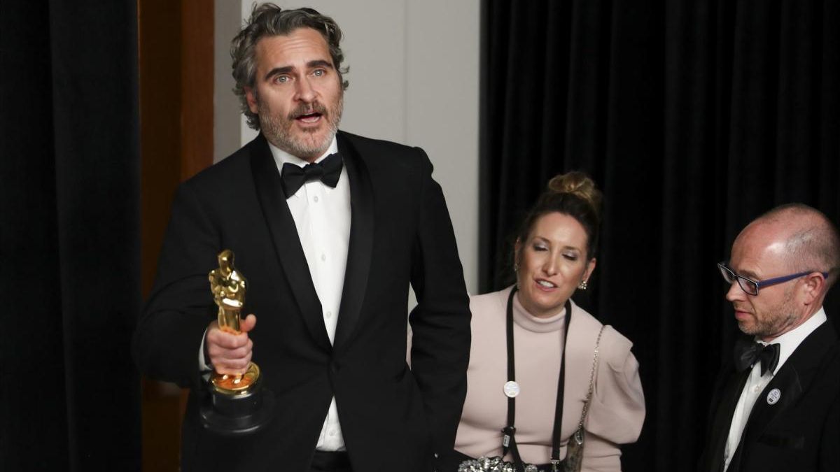 Joaquin Phoenix, at the 2020 Oscars gala. Joaquin Phoenix, at the 2020 Oscars gala.