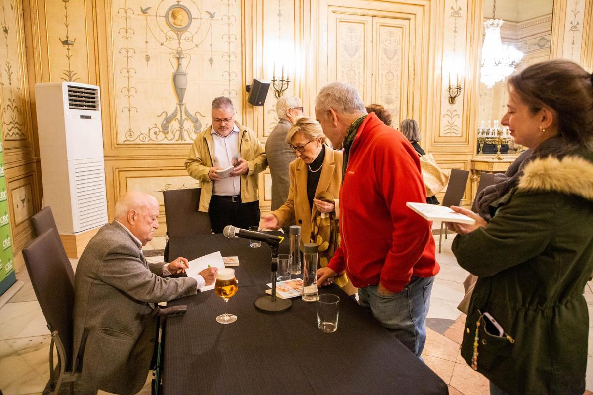 CRC reedita el popular "Viaje a los Arroces" del oriolano Alfonso Ortuño CRC reedita el popular "Viaje a los Arroces" del oriolano Alfonso Ortuño