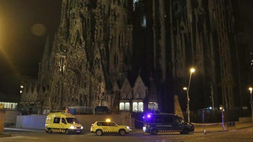 La policia va desallotjar la Sagrada Família i el seu entorn