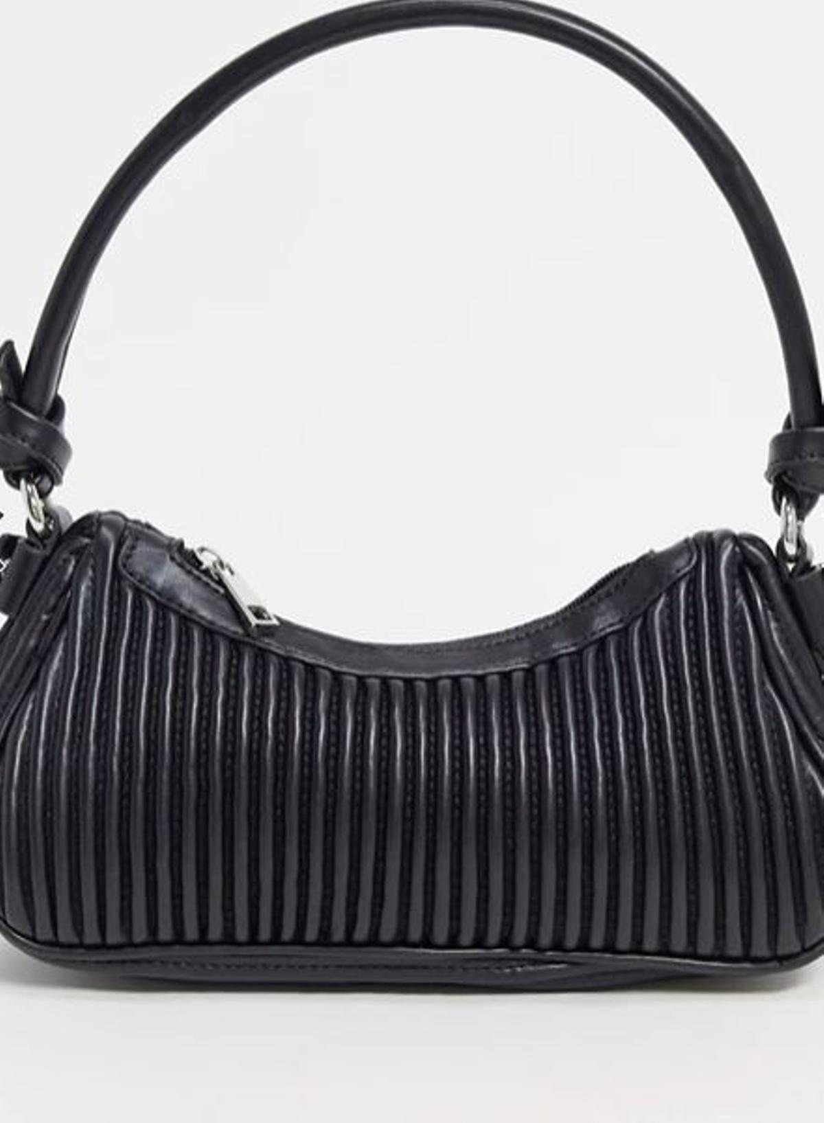 Bolso de hombro plisado estilo años 90 de poliuretano negro de ASOS DESIGN