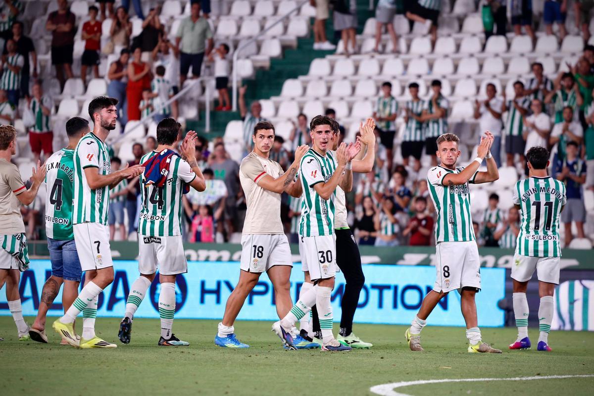 Córdoba CF-Huesca | Las imágenes del partido de LaLiga Hypermotion