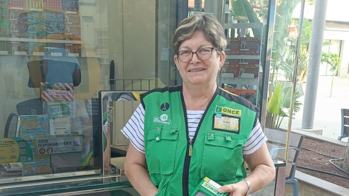 Eugenia Fátima Santana Felipe, vendedora de la ONCE en Vecindario, en Gran Canaria.