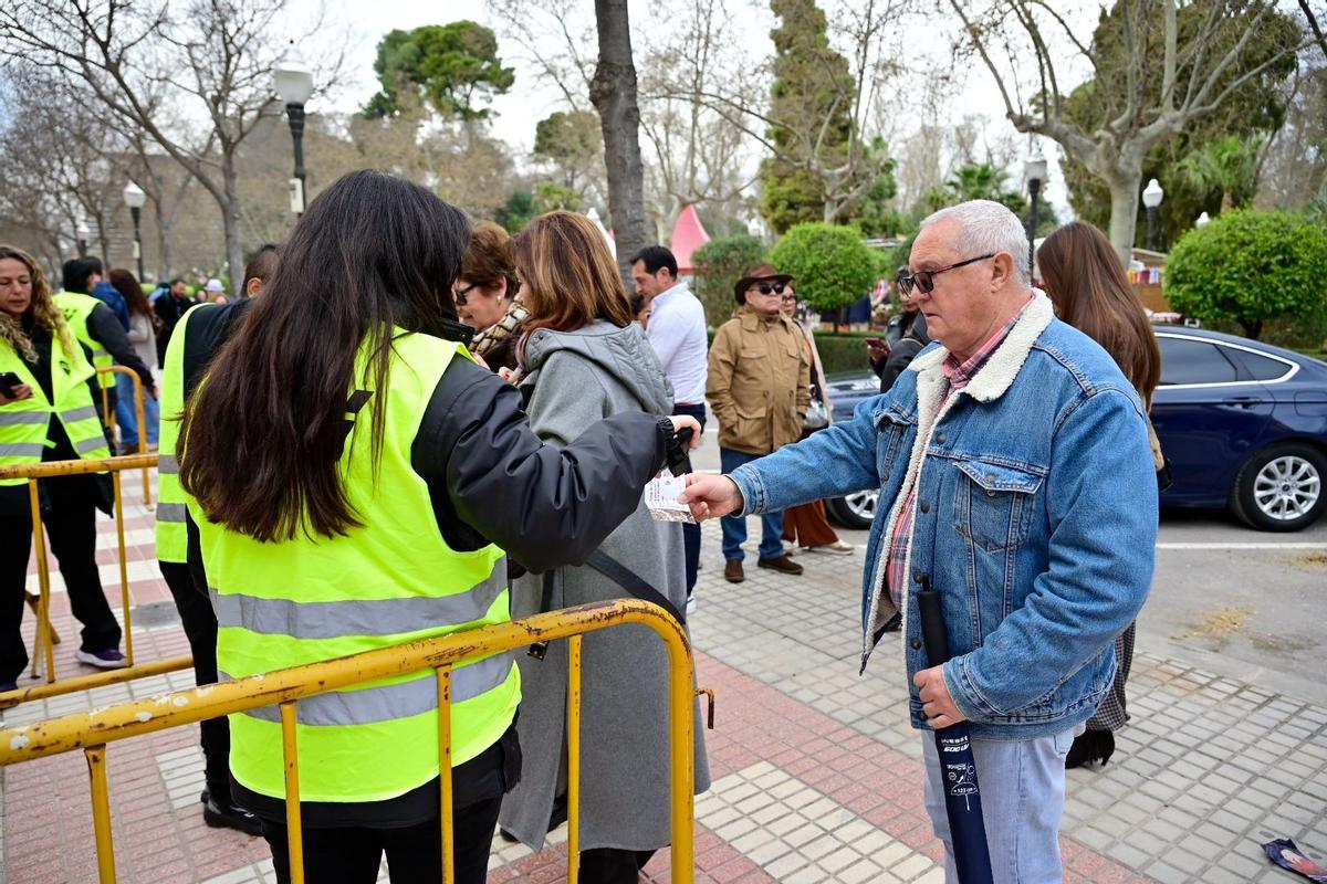 De los aficionados de siempre a los más jóvenes: así fue la tarde de rejones en Castelló
