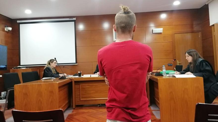 Un maltratador, que ya fue expulsado a Portugal, irá a Topas por más de 3 años