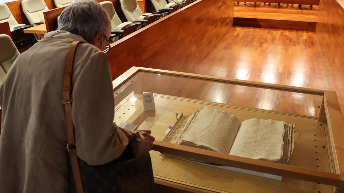 Una torrentina descubre los detalles del documento fundacional de Torrent, datado del año 1248