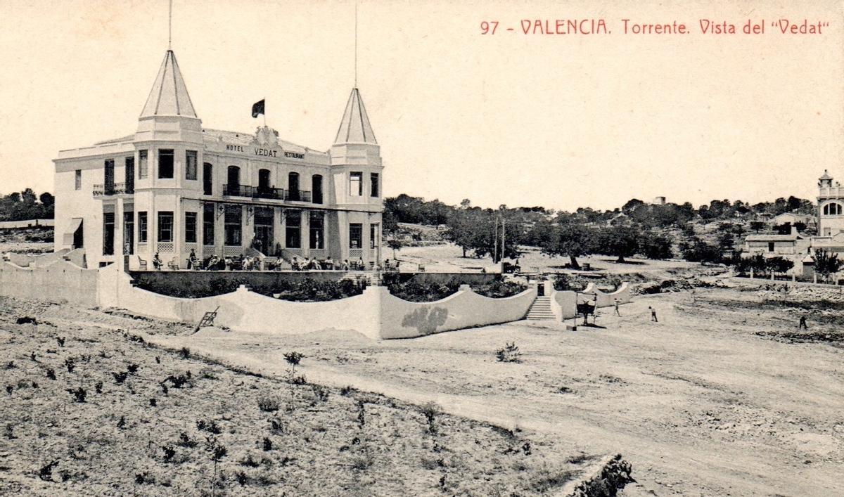 Panoràmica de l'hotel El Vedat, de Torrent, a principis del segle XX