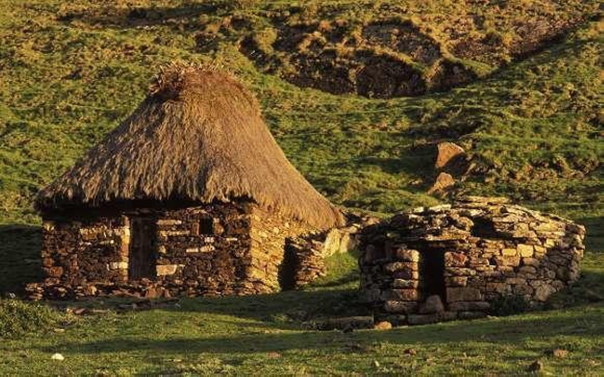 La vía de La Mesa, abandonada y desconocida