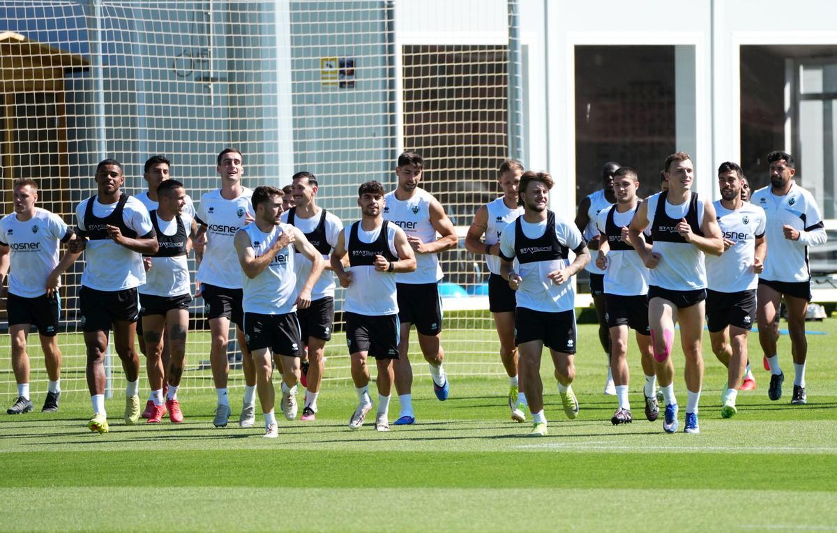 Entrenamiento del CD Castellón en la Ciudad Deportiva Globeenergy