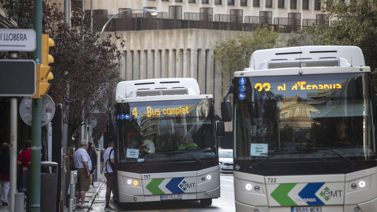 El aumento de pasajeros por la gratuidad del transporte público ha generado un sobrecoste para la EMT.