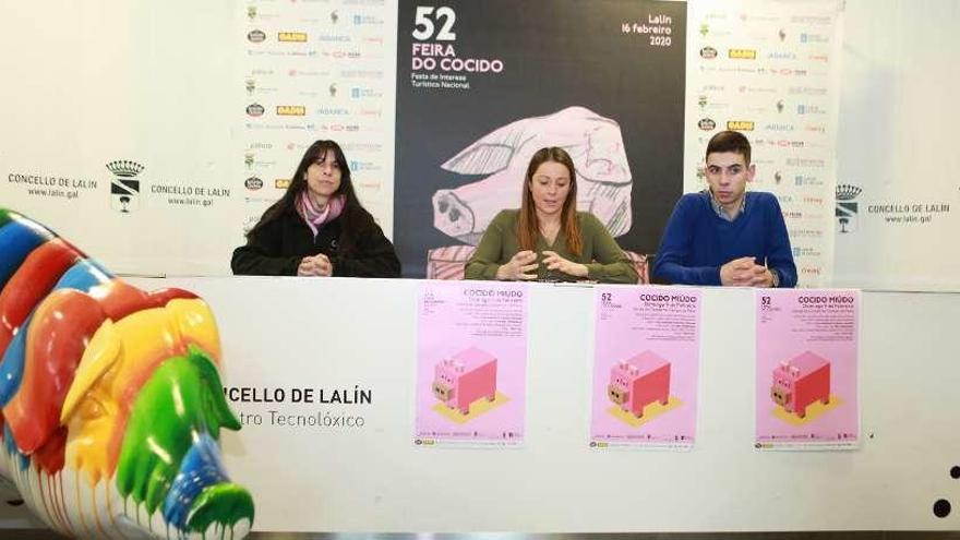 La técnica de Castrodeza, Ana García, acompañó a Blanco y a Souto en la presentación de los actos.