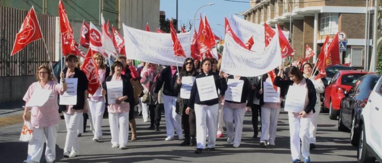 Trabajadores de la residencia de Borriana amenazan con una huelga indefinida