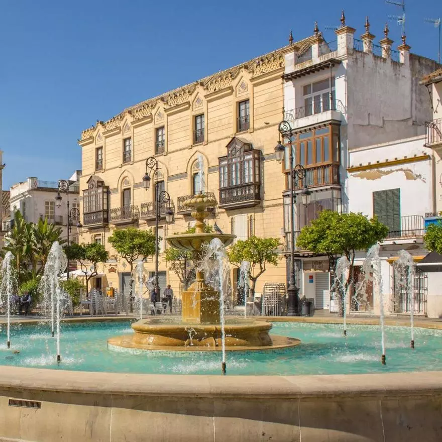 El lugar al que siempre vuelve Toñi Moreno es una joya de Cádiz con bodegas centenarias y vistas a Doñana