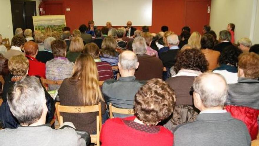 Núria Esponellà ha presentat el llibre de Bretx