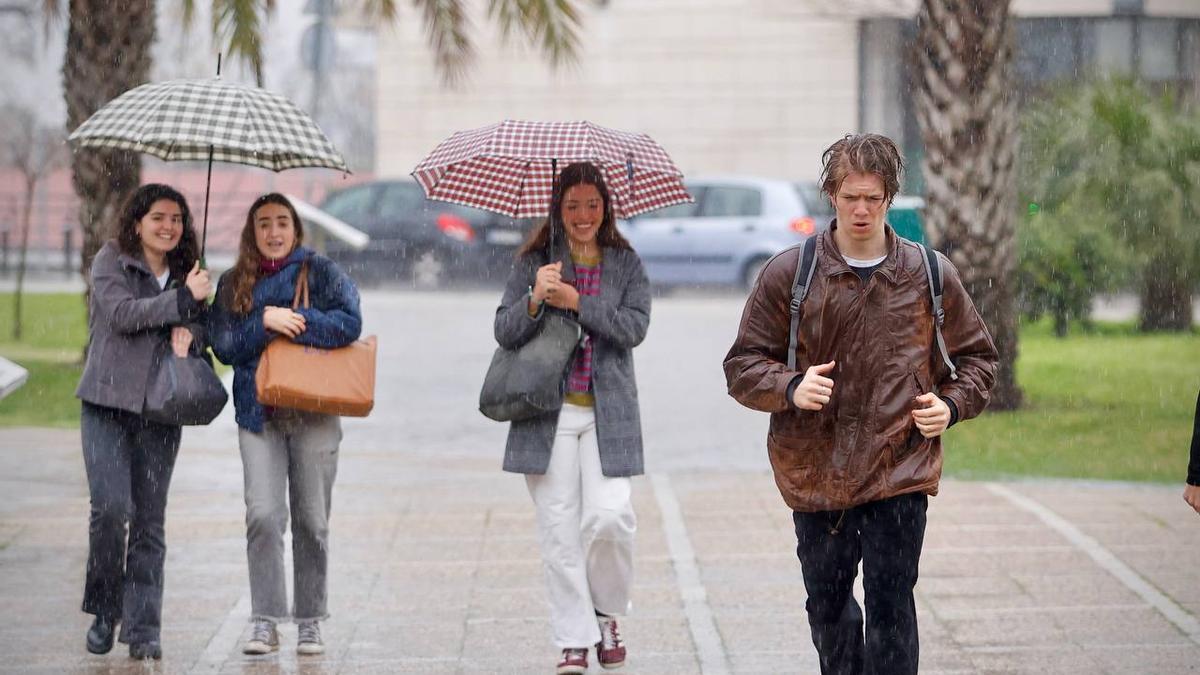 Esta semana solo un día se libra del paraguas en Córdoba