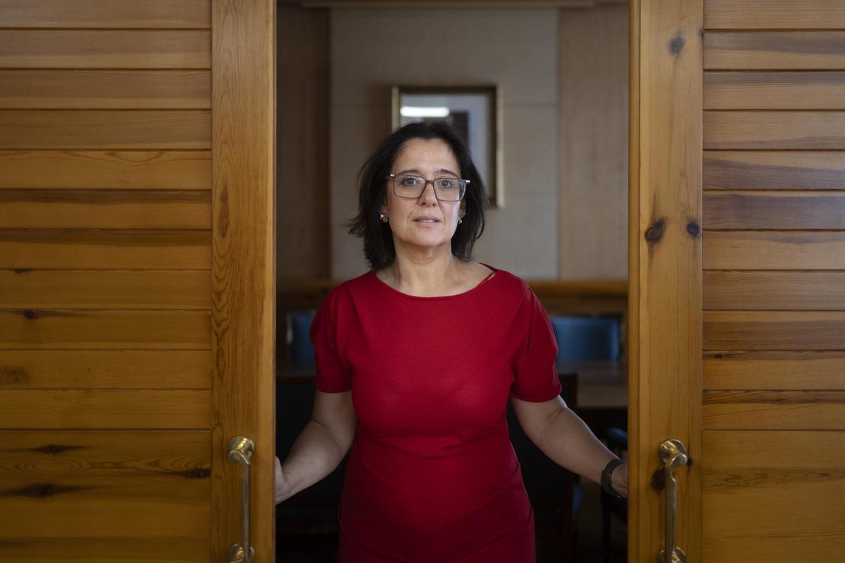 El fichaje de Eva Valle fue anunciado por Jorge Azcón en plena campaña electoral.