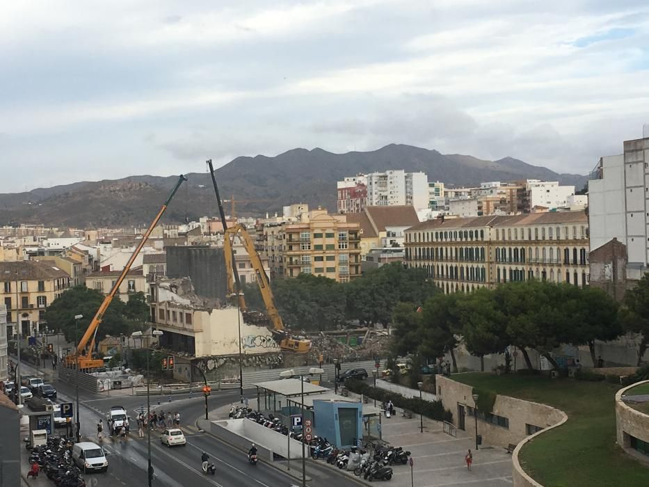 Así queda la plaza de la Merced sin el edificio del Astoria.