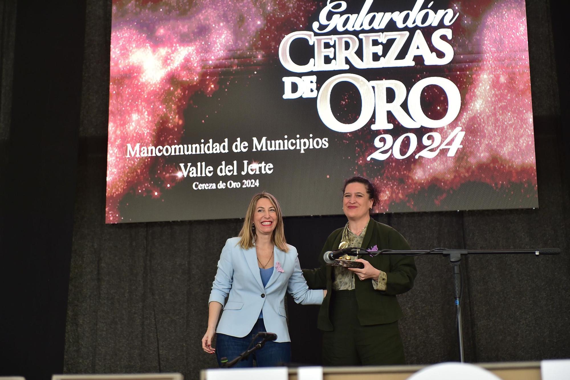 Así ha sido la inauguración de la fiesta del cerezo en flor en Piornal