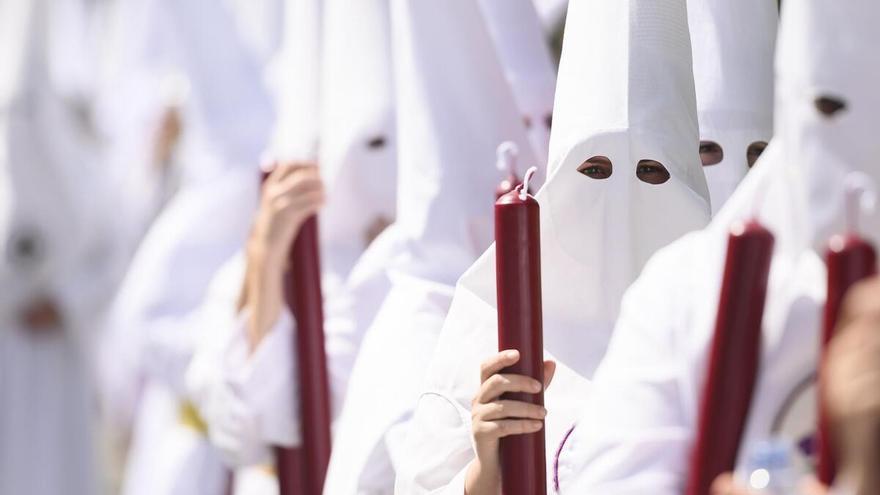 Consejos de los podólogos para los cofrades: cómo cuidar los pies esta Semana Santa