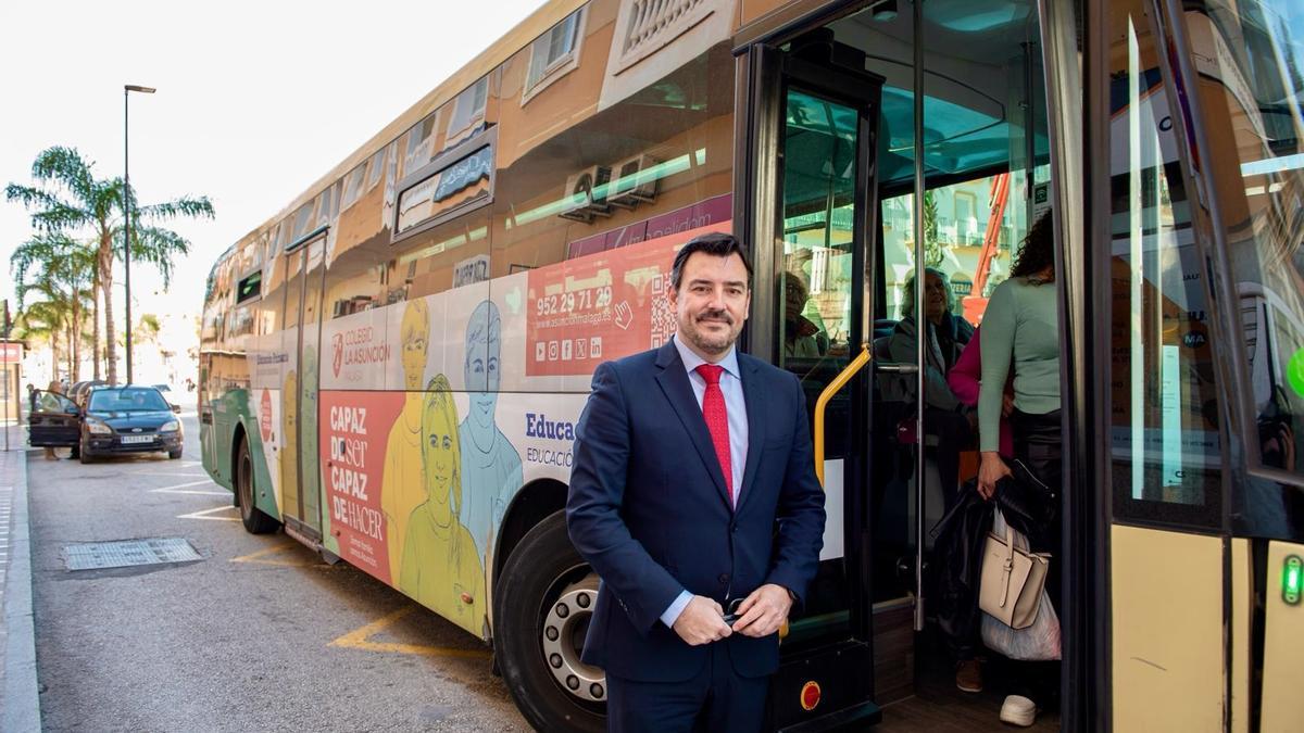 Rincón pone en marcha una nueva línea de autobús entre La Cala del Moral y Málaga.