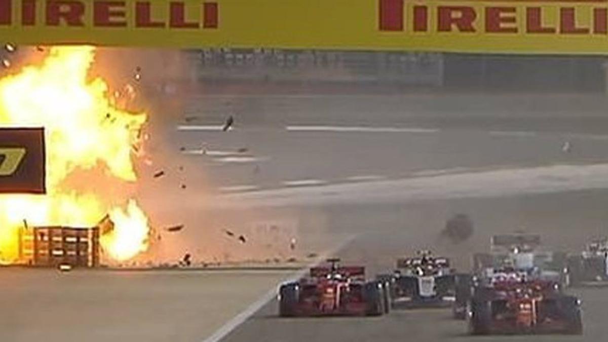 Espectacular imagen del accidente de Romain Grosjean en Bahrein