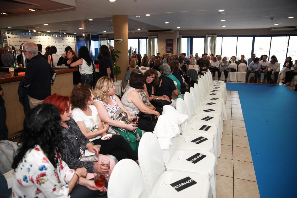 Desfile de moda con Higinio Mateu y Dolores Cortés