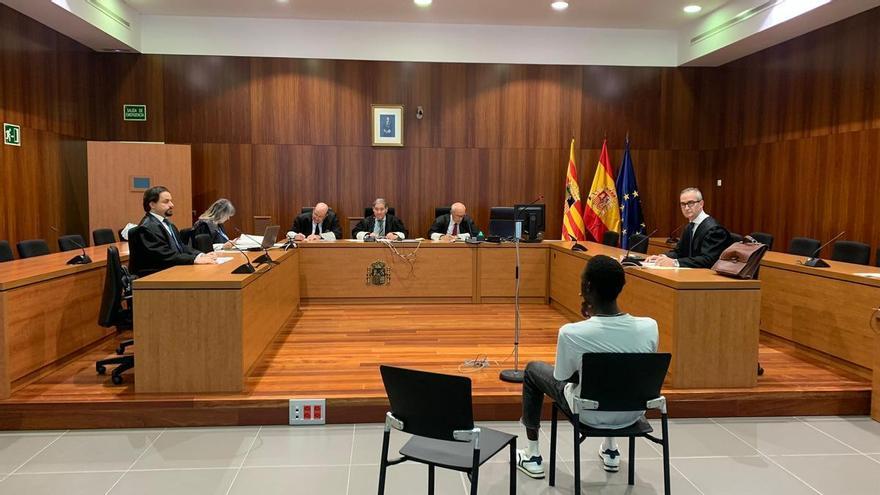 Juicio en Zaragoza: &quot;Llegué a mi portal y sentí cómo me metían la mano por debajo del vestido&quot;