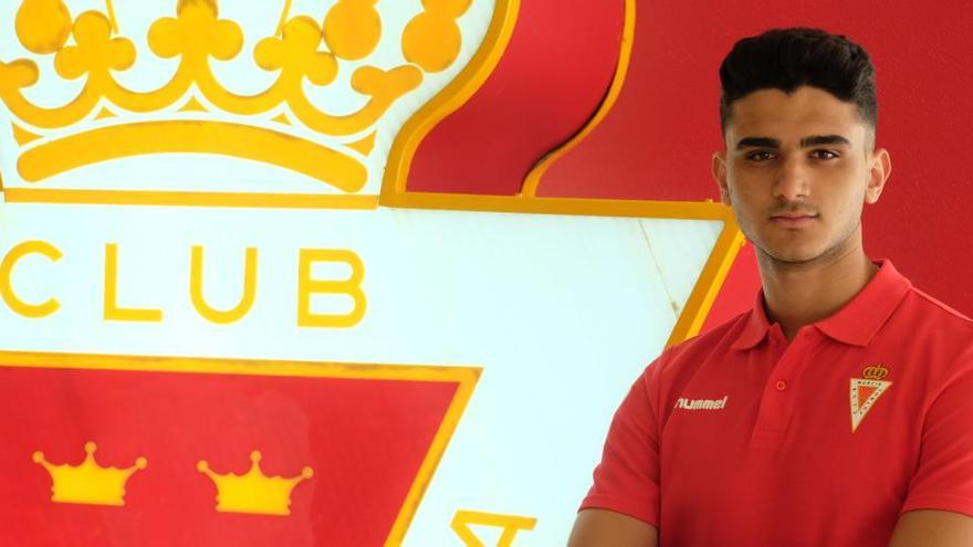 El Real Murcia y el Linense, los más activos en un inicio de mercado atípico