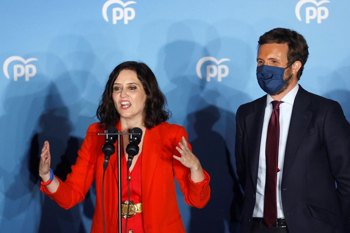Génova exigeix en una altra carta suspendre els sopars nadalencs del PP de Madrid Génova exigeix en una altra carta suspendre els sopars nadalencs del PP de Madrid