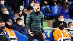 Quique Sánchez Flores, en un partido del Getafe. 