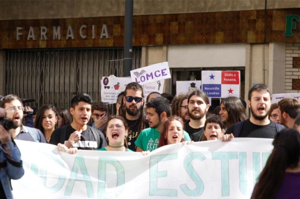 Manifestación en Murcia contra la Lomce