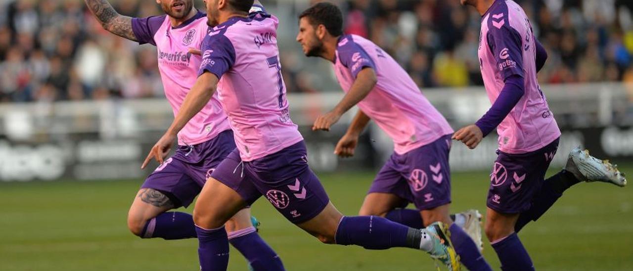 La celebración del gol.