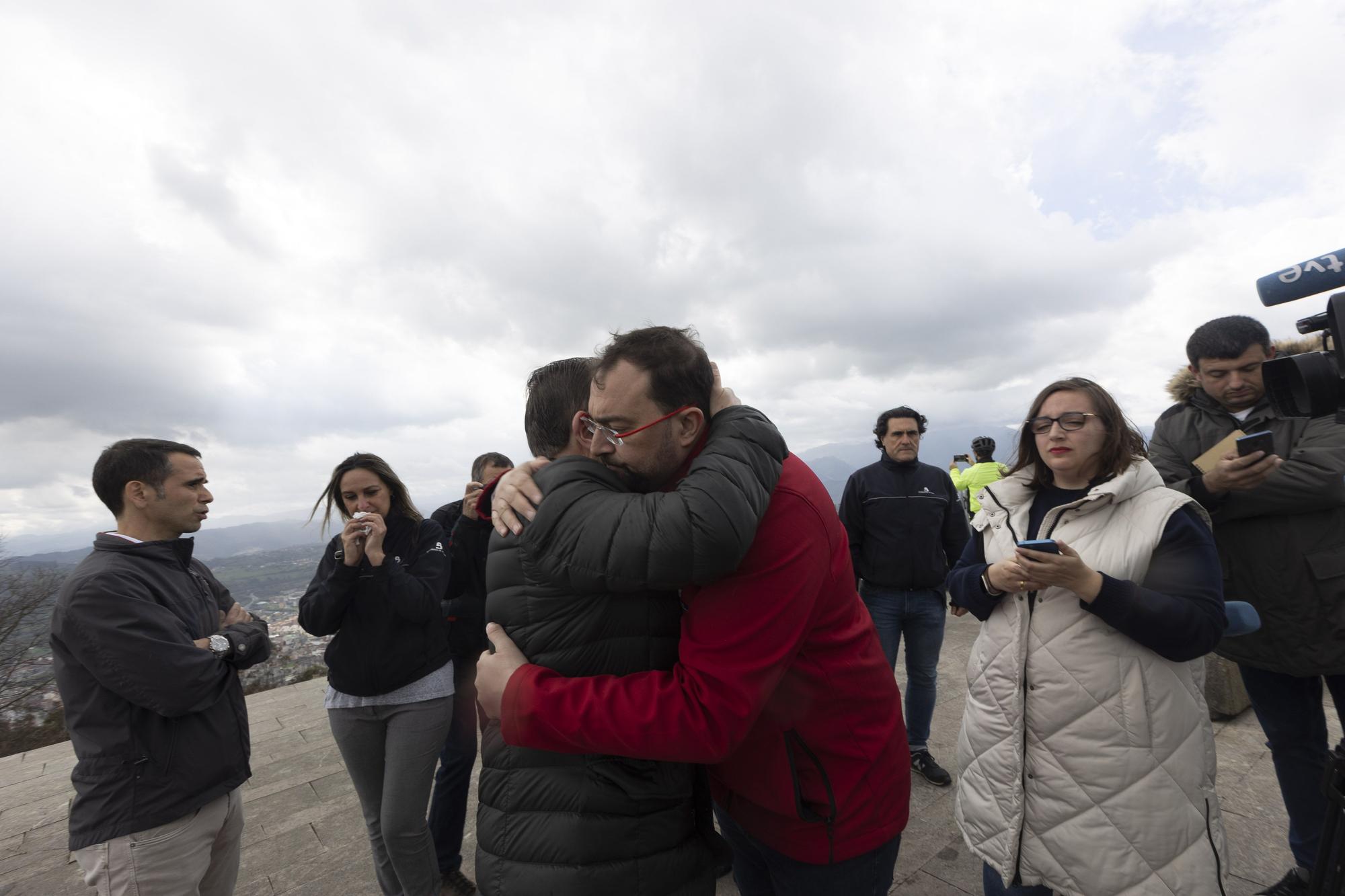 El Naranco, en Oviedo, devastado por las llamas