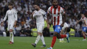El Girona pesca al Bernabéu davant un Reial Madrid en ruïnes