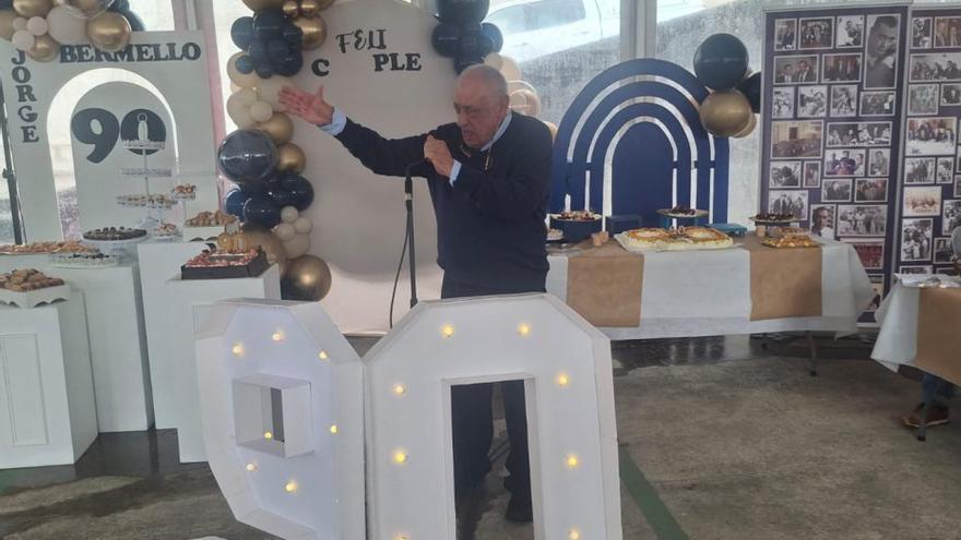 Jorge Bermello: cascada de aplausos, y una plaza con su nombre, en su 90 cumpleaños