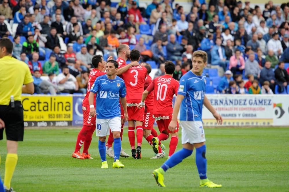 Segunda División B: Linares-Real Murcia