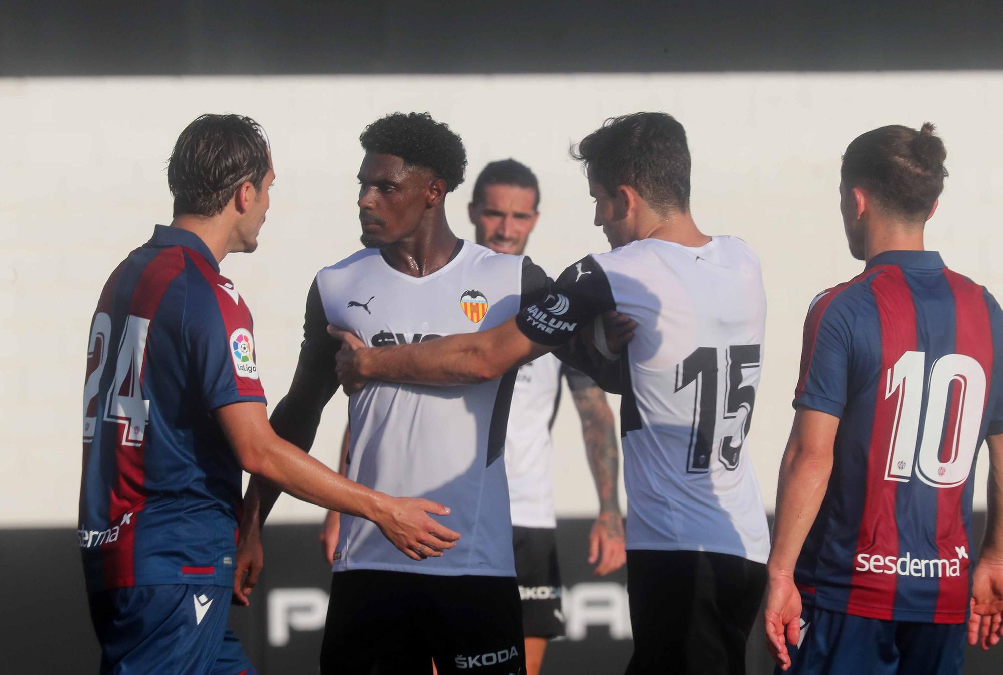 Intensidad y carácter durante el Valencia - Levante