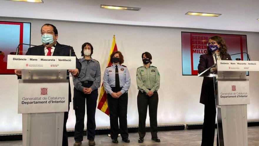 El 40% dels nous mossos i bombers hauran de ser dones