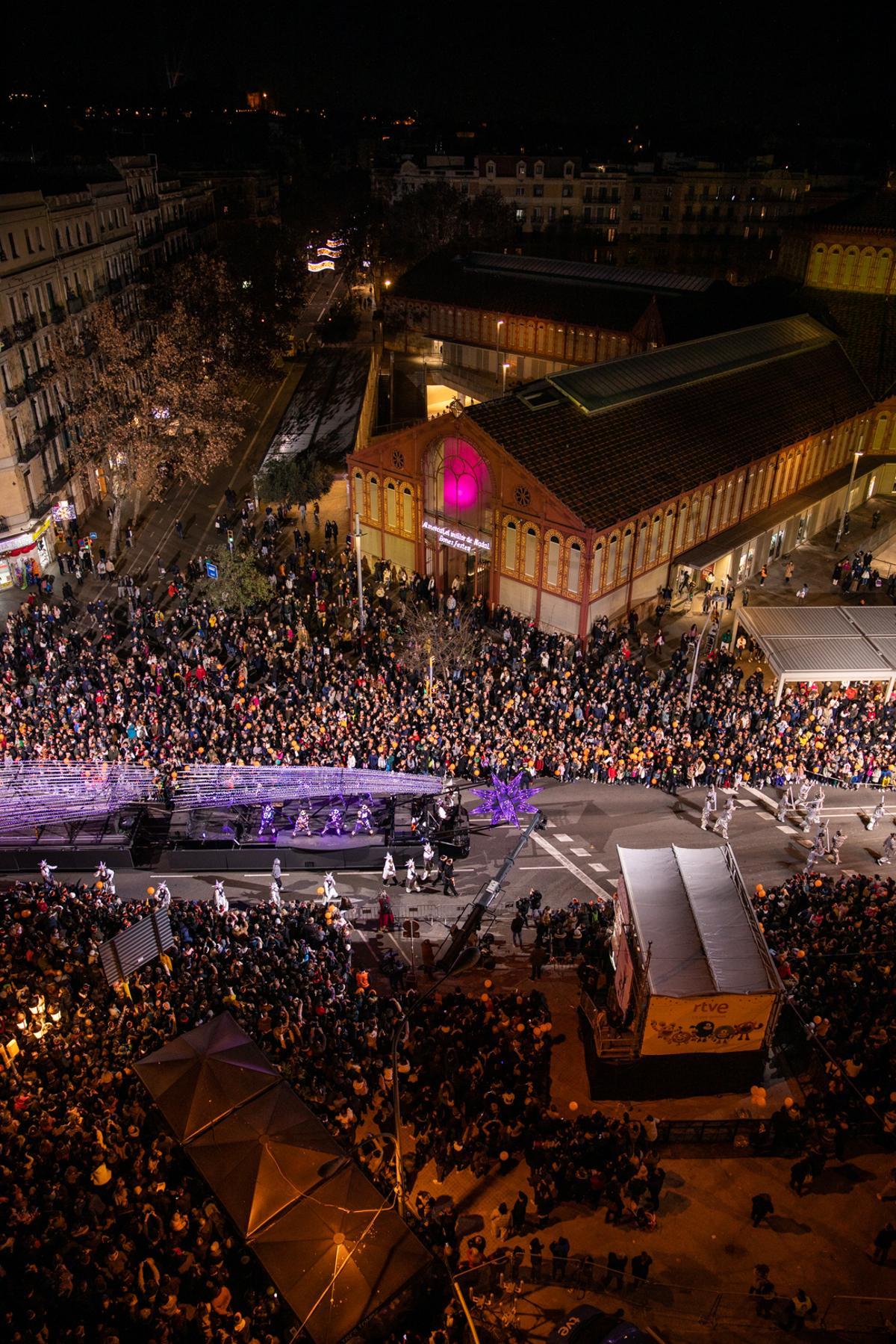 La Cabalgata vuelve a llenar de magia Barcelona