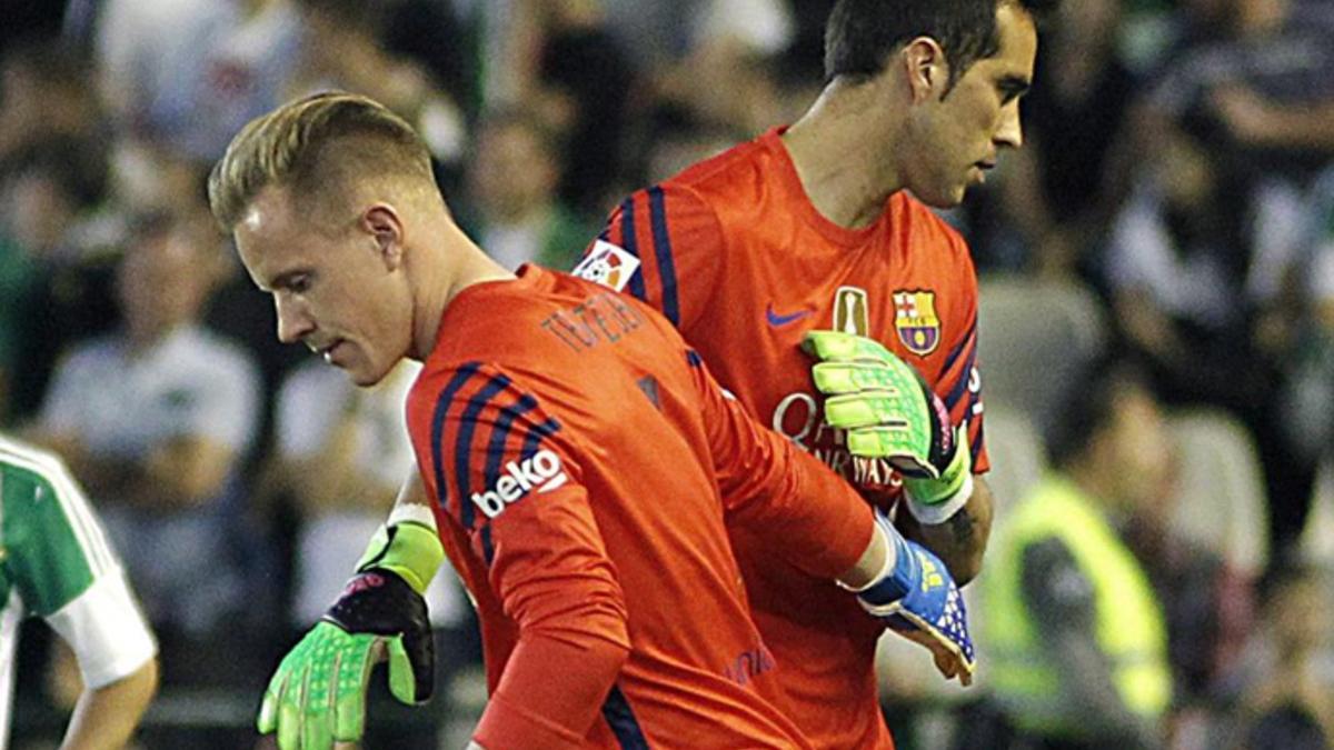 Bravo y Ter Stegen se disputan la portería, ¿quién es mejor candidato para el Barça?