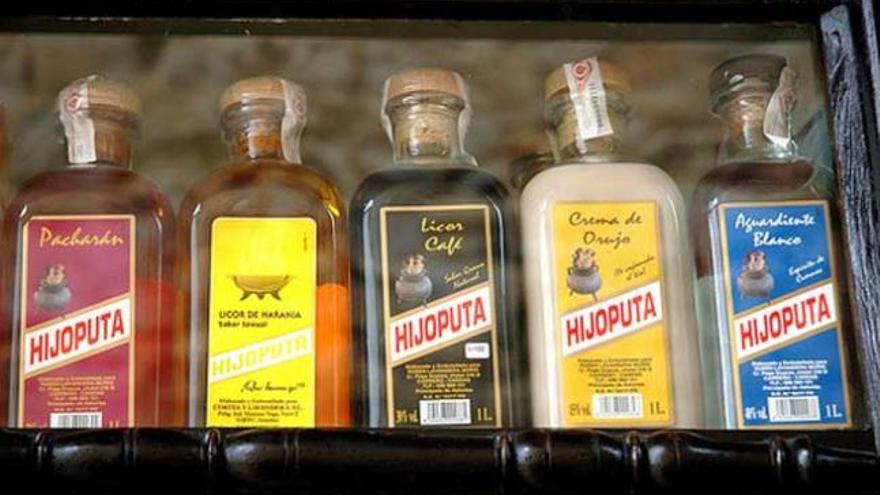 Orujos de la marca &#039;hijoputa&#039;.