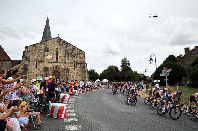 IMÁGENES | Las mejores imágenes de la etapa 11 del Tour de Francia