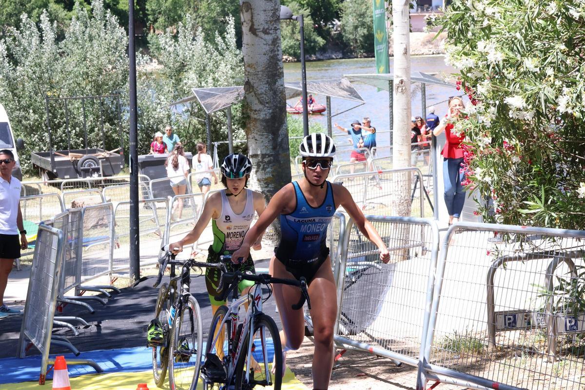 Los mejores imágenes del Campeonato Regional Juvenil de Sprint en el Triatlón Ciudad de Zamora