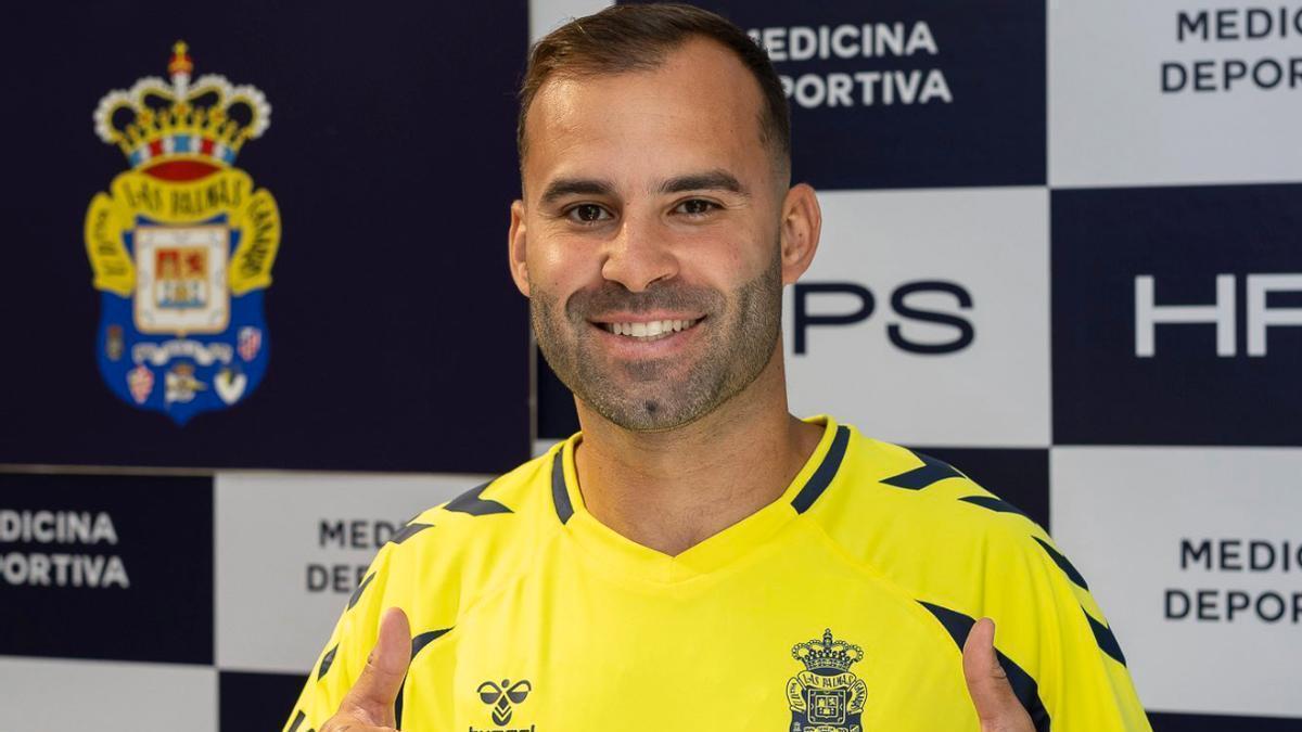 Jesé sonriente y preparado para el arranque de la pretemporada el lunes tras pasar satisfactoriamente su reconocimiento médico en HPS.
