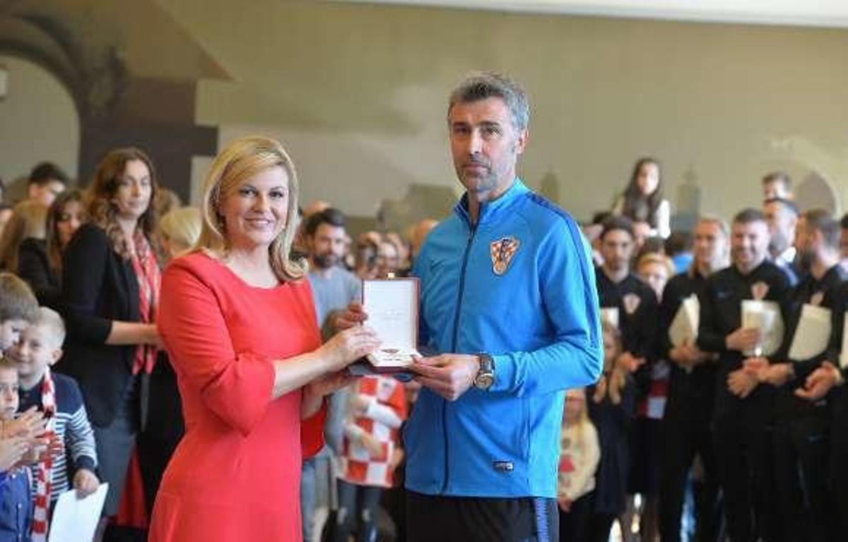 Grabar-Kitarovic, con Jerkan en Croacia.