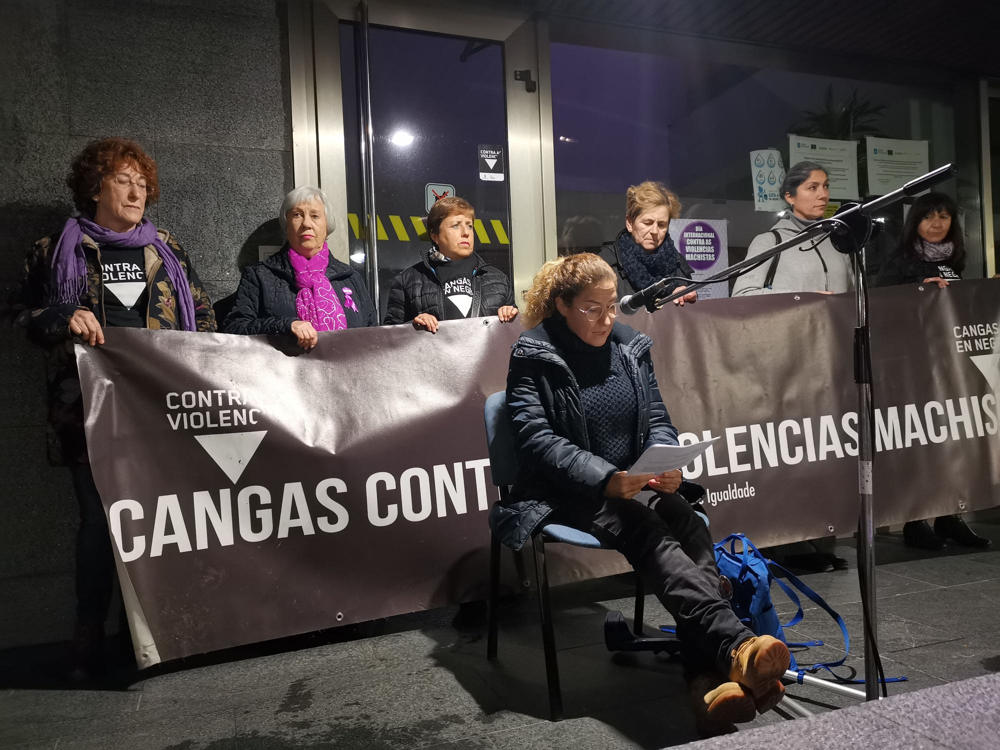La celebración del Día Internacional contra las Violencias Machistas en Cangas