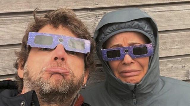 María Adánez i Ignacio Hernández, fastiguejats a Islàndia.
